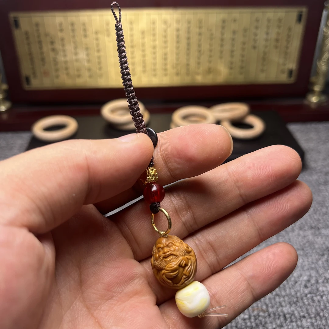 橄榄核雕鲨鱼背达摩