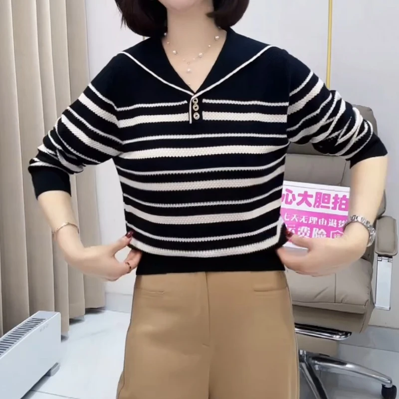 25年春夏新款设计感条纹海军V领提花针织衫LK2502216