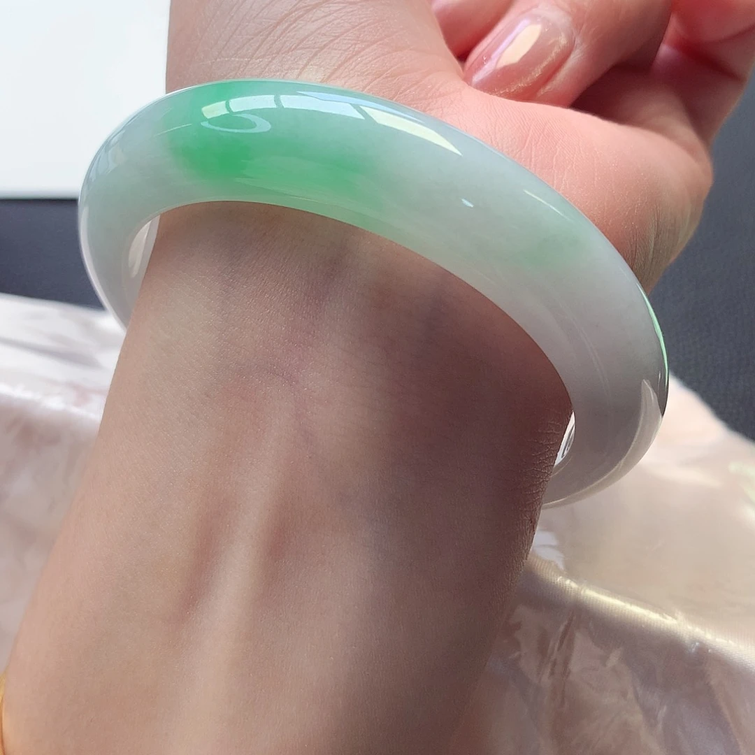 翡翠手镯未镶嵌天然A货翡翠57/58