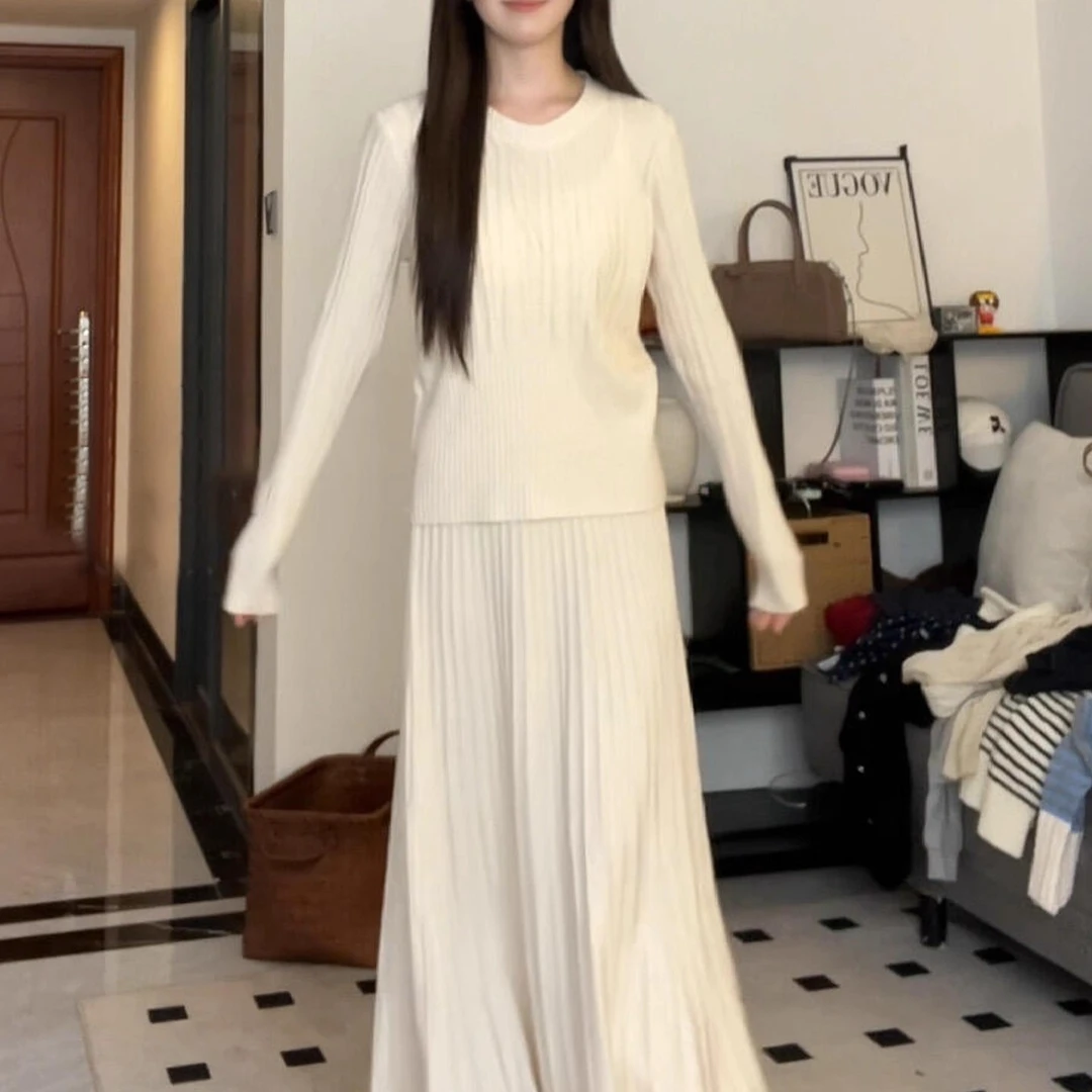 2025新款韩系温柔风针织连衣裙子女秋冬季高级感修身内搭套装长裙