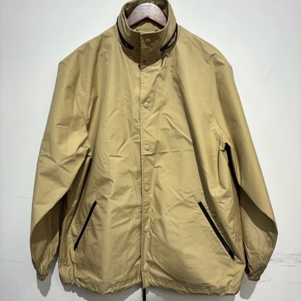 99新 Balenciaga/巴黎世家 巴黎世家背后logo冲锋衣 尺码：36