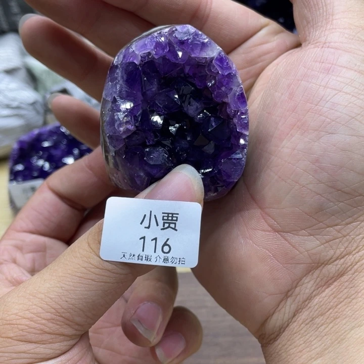 未镶嵌水晶大型摆件（非配饰）