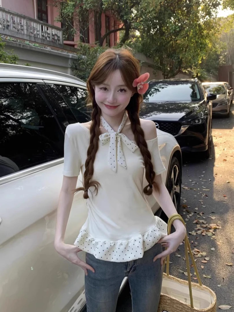 小众荷叶边下摆波点T恤女装夏季甜美风别致chic斜肩上衣I4-21