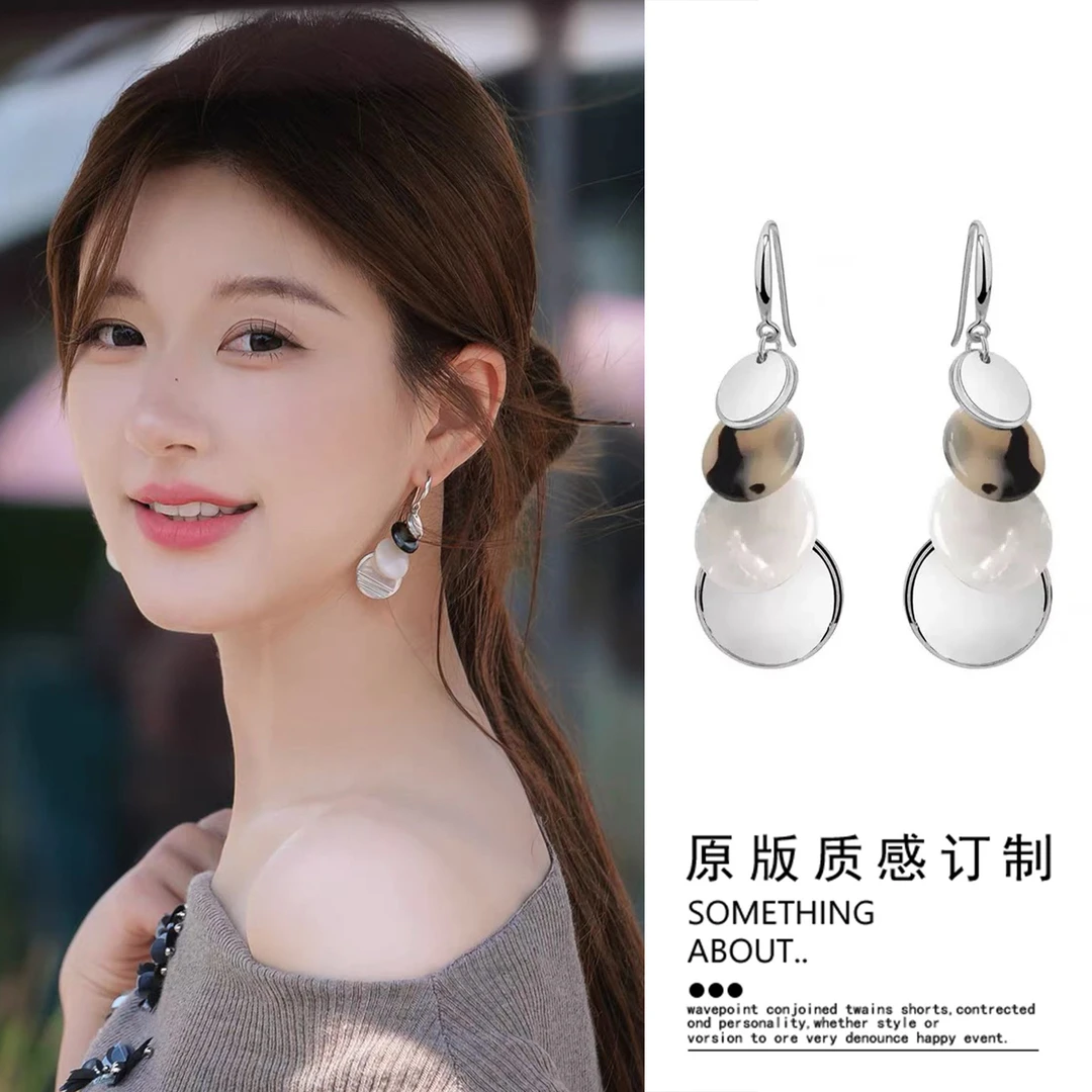铜合金耳饰 许我耀眼许妍赵露思同款圆片耳环时尚气质高级感耳饰