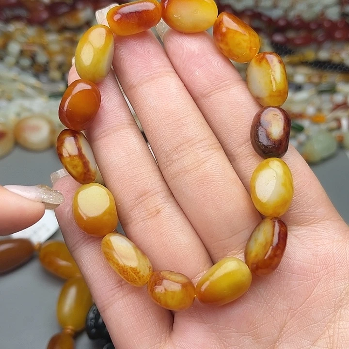 和田玉（糖玉）未镶嵌手链