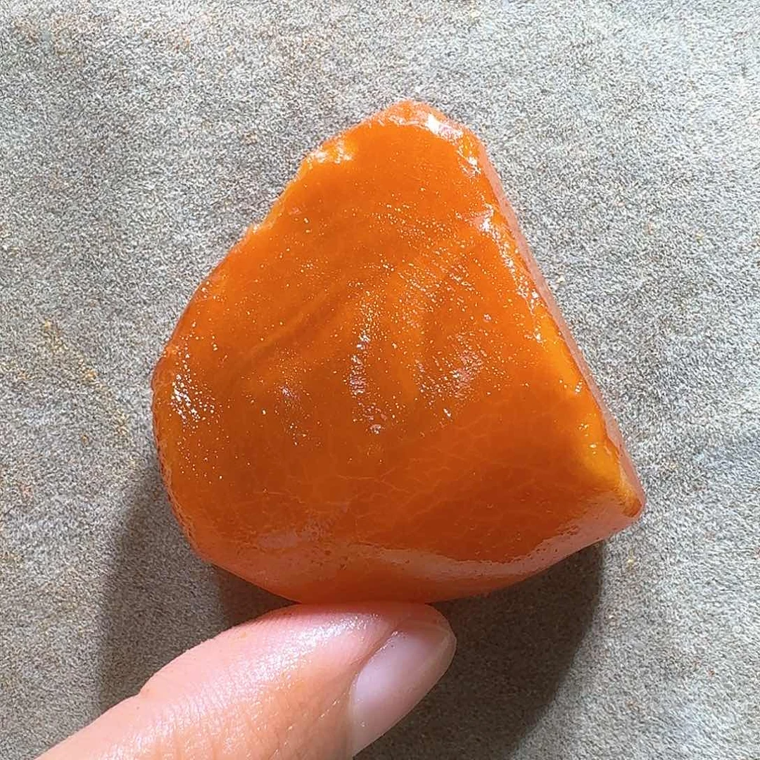 定制琥珀未镶嵌定制