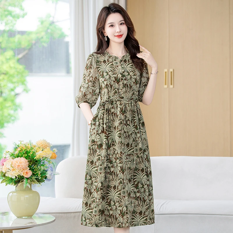 法式大摆裙浅绿森林碎花七分袖连衣裙收腰过膝女装气质大码裙子