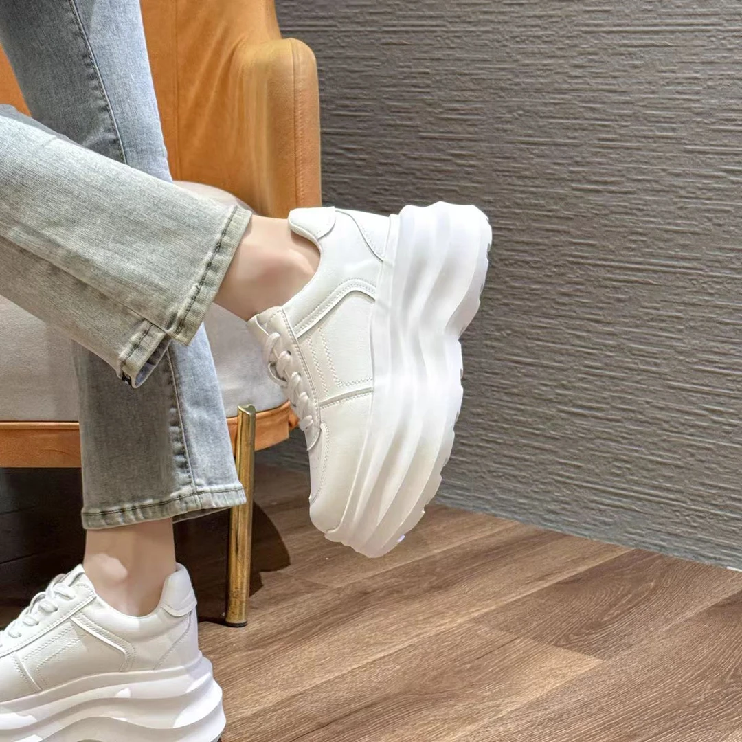 时尚百搭纯色洋气休闲鞋2451358