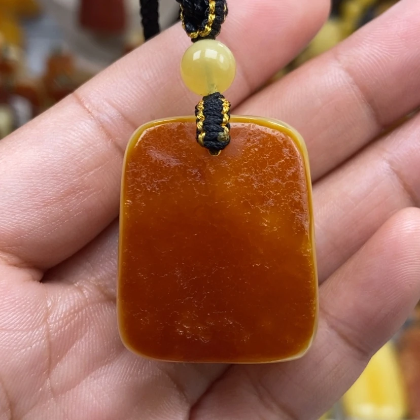 【闪购商品】琥珀颈饰未镶嵌