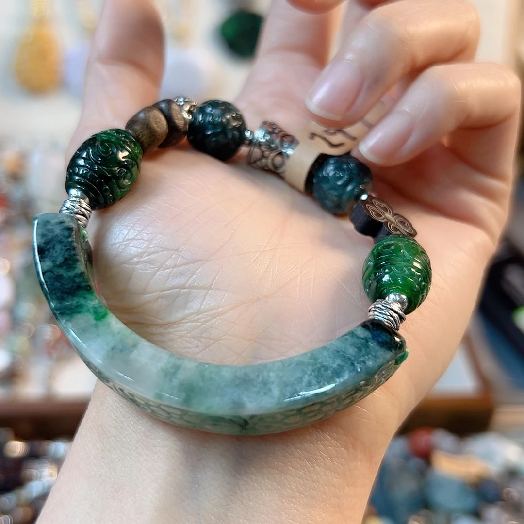 翡翠手链未镶嵌****