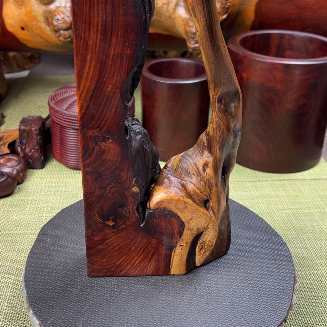 大果紫檀（缅甸花梨）山****i