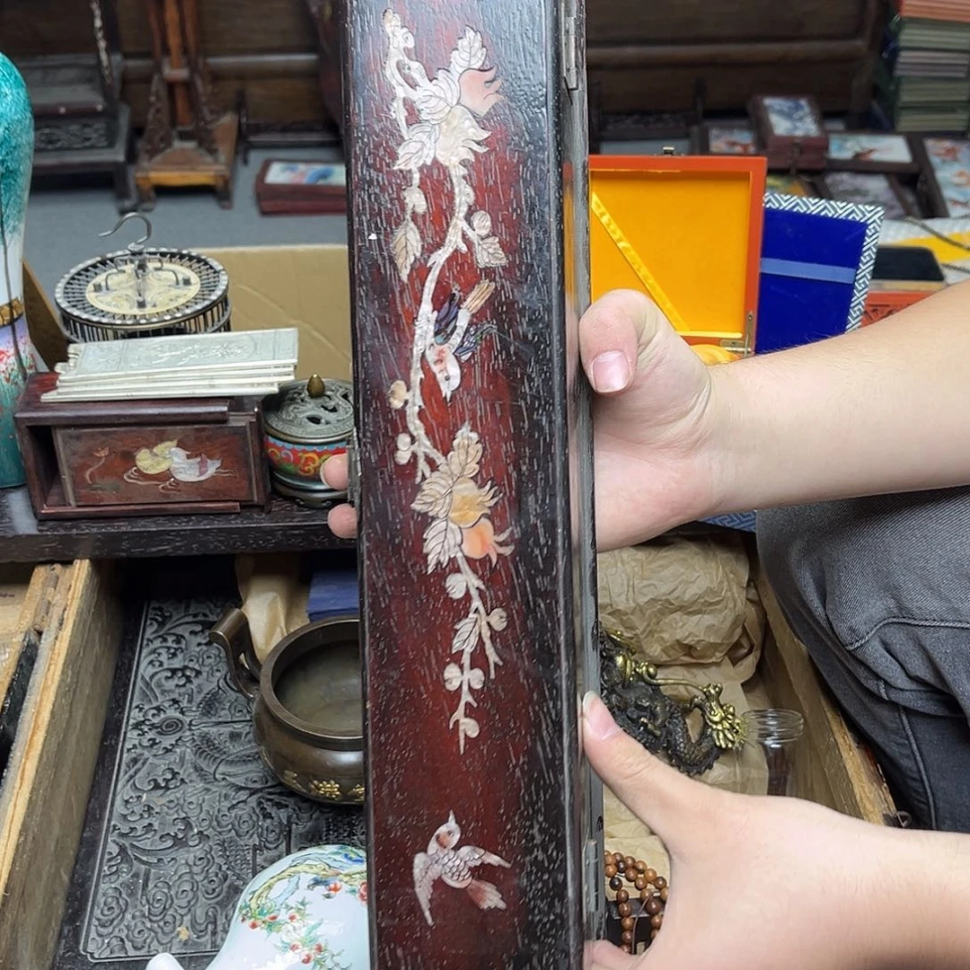 大叶紫檀（黑酸枝木类）