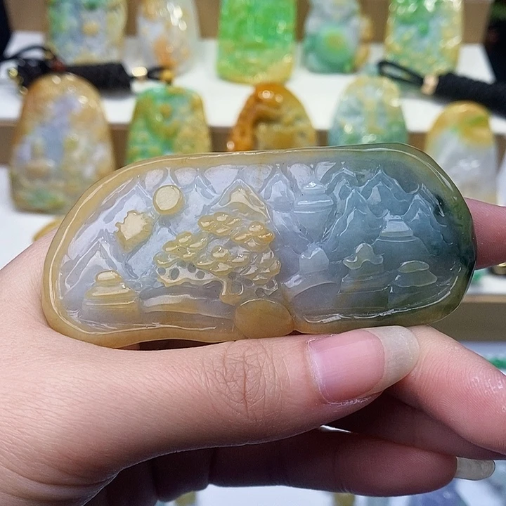 颈饰未镶嵌翡翠翡翠