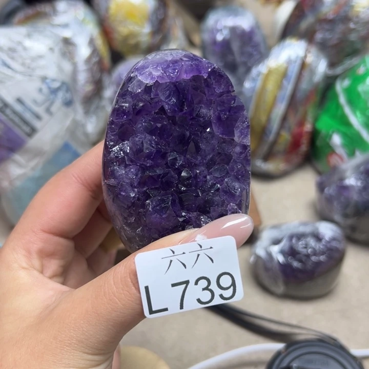 未镶嵌大型摆件（非配饰）紫晶