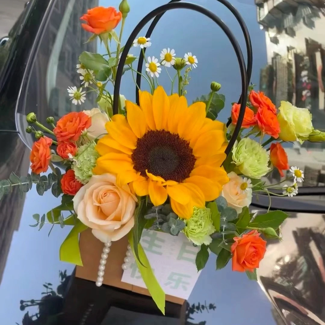 【花艺财富沙龙】8-15支花材随机搭配可约闺蜜一起来花间集插花沙龙