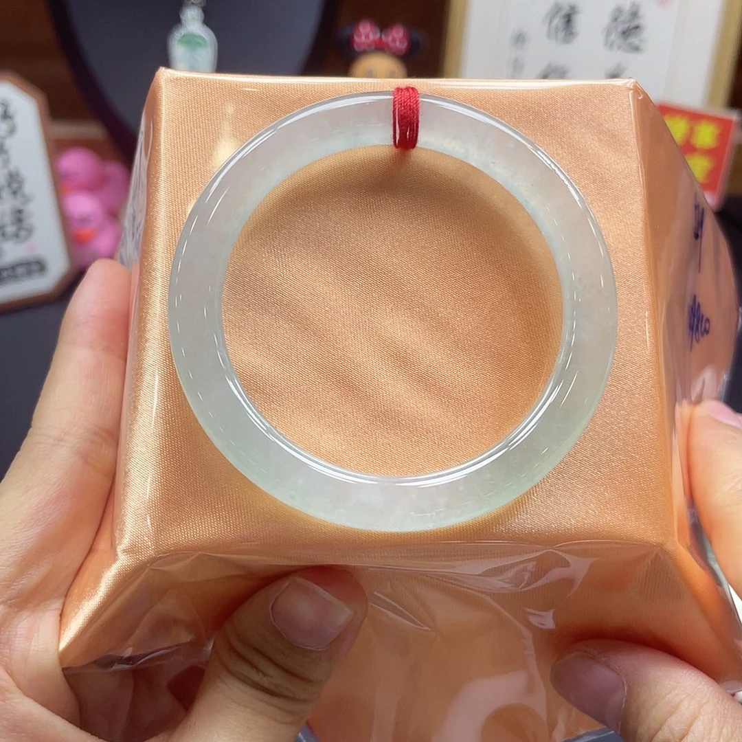 未镶嵌手镯翡翠52 号