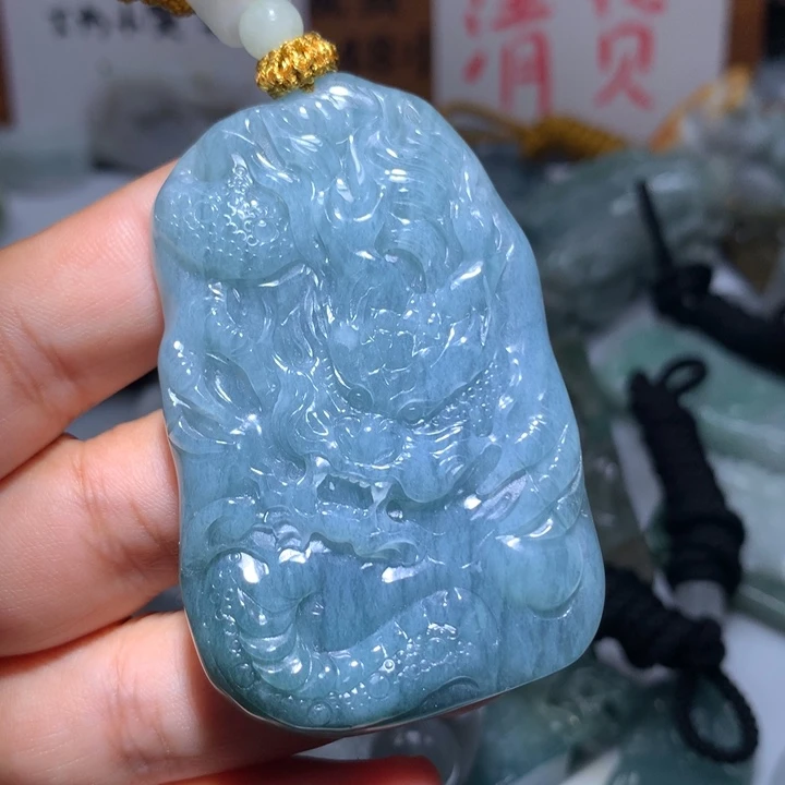 翡翠未镶嵌颈饰保真天然A货翡翠