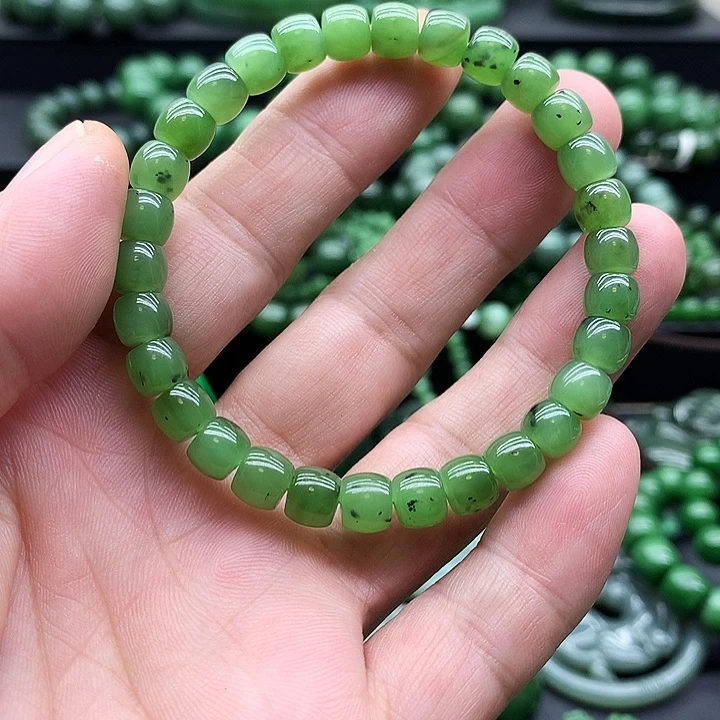 未镶嵌手镯和田玉（碧玉）