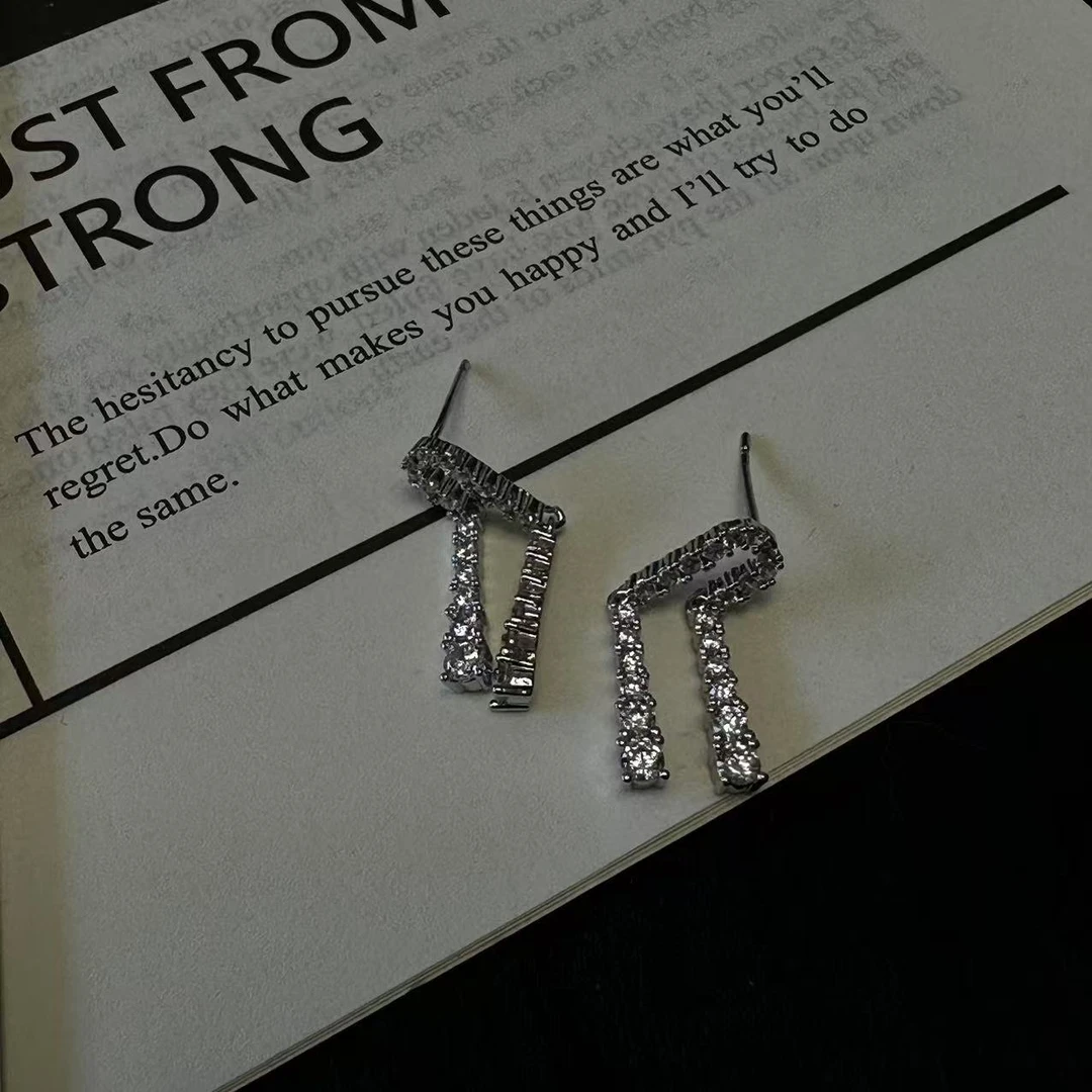 铜合金锆石耳饰 小众设计师款/几何耳饰#71