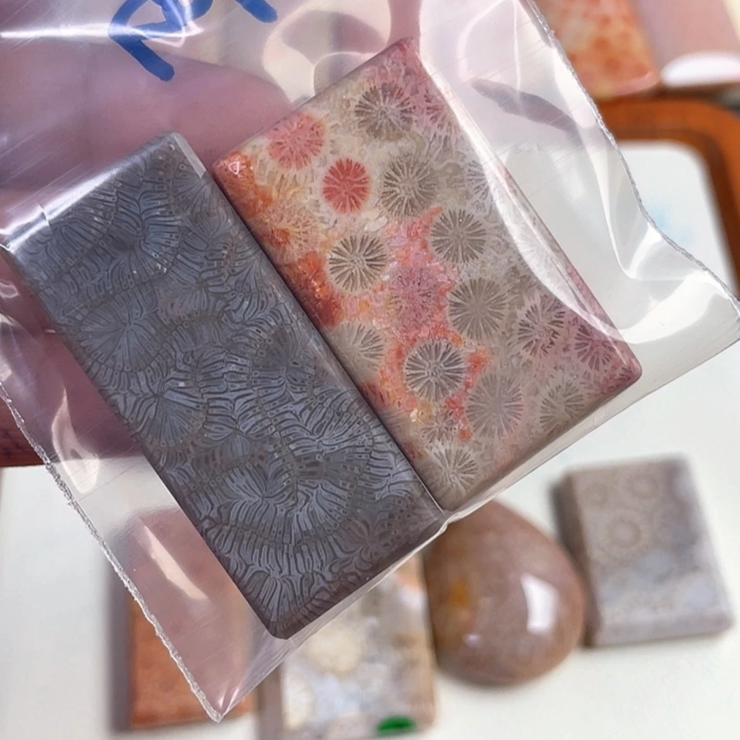 【闪购商品】硅化玉吊坠(赠链)未镶嵌阳*