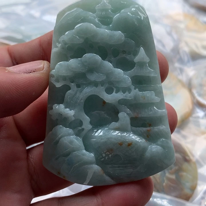 翡翠未镶嵌颈饰保真天然a货翡翠