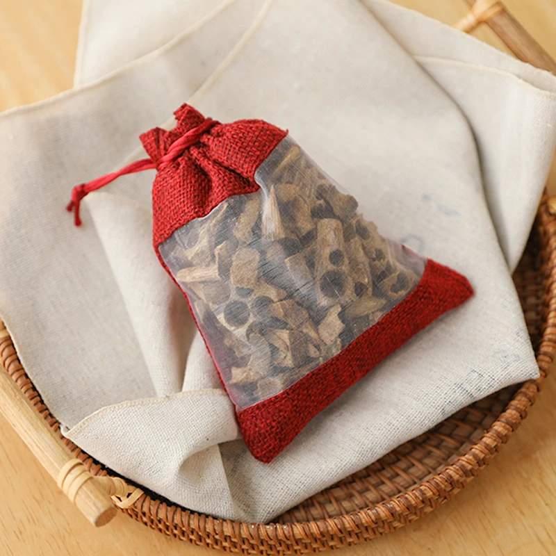 复古中式国风沉香木原材料碎料香囊网纱木质香室内挂件香包50g