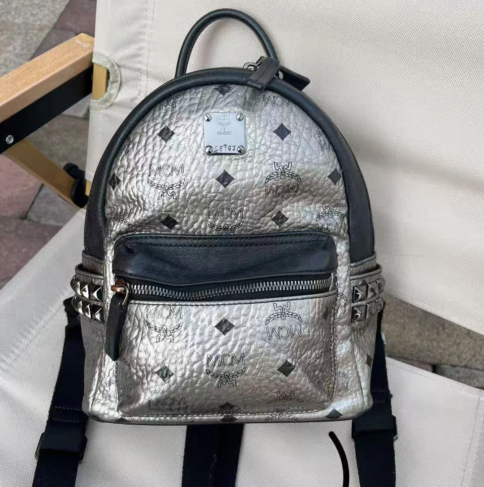 95新 MCM mcm银色mini双肩包