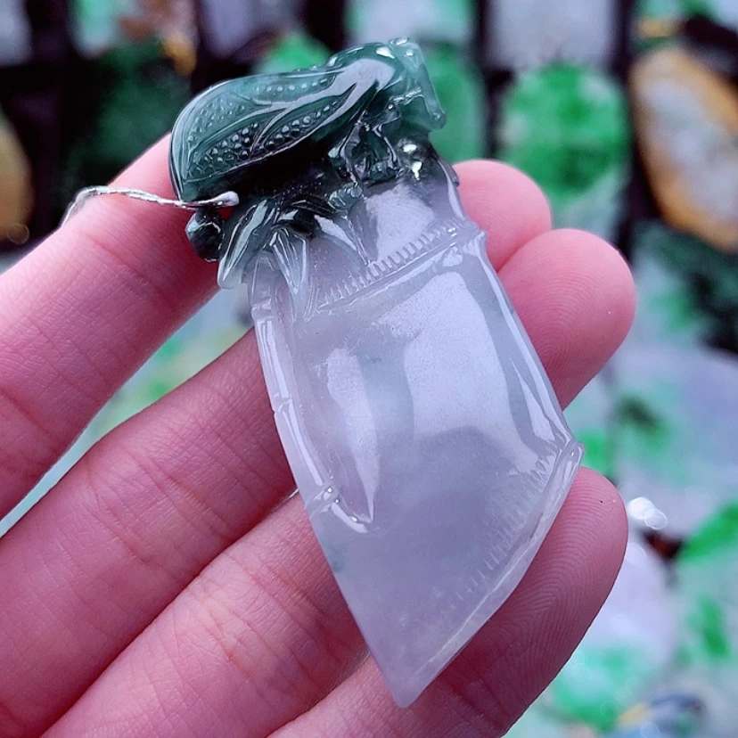 【闪购商品】翡翠颈饰未镶嵌挂件