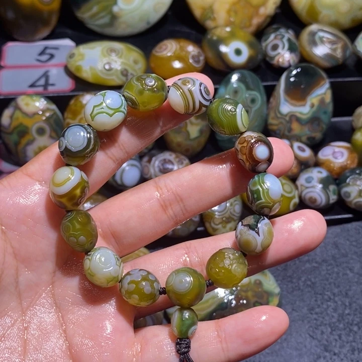 玛瑙/玉髓未镶嵌珠宝半成品113