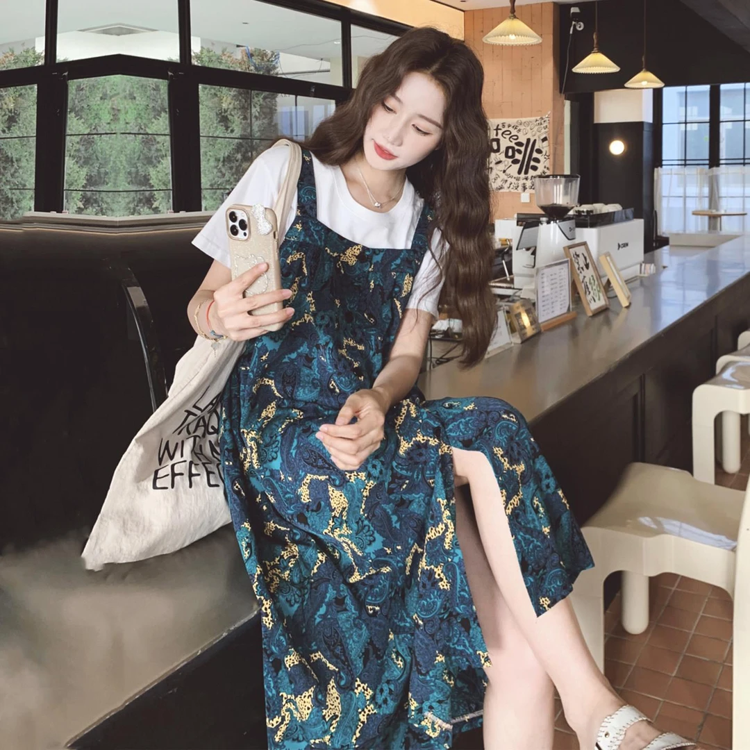 温柔氛围感浪漫度假风印花背带裙新款休闲显瘦气质森系连衣裙女夏