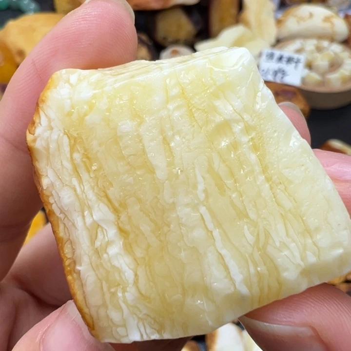 未镶嵌定制琥珀蜜蜡