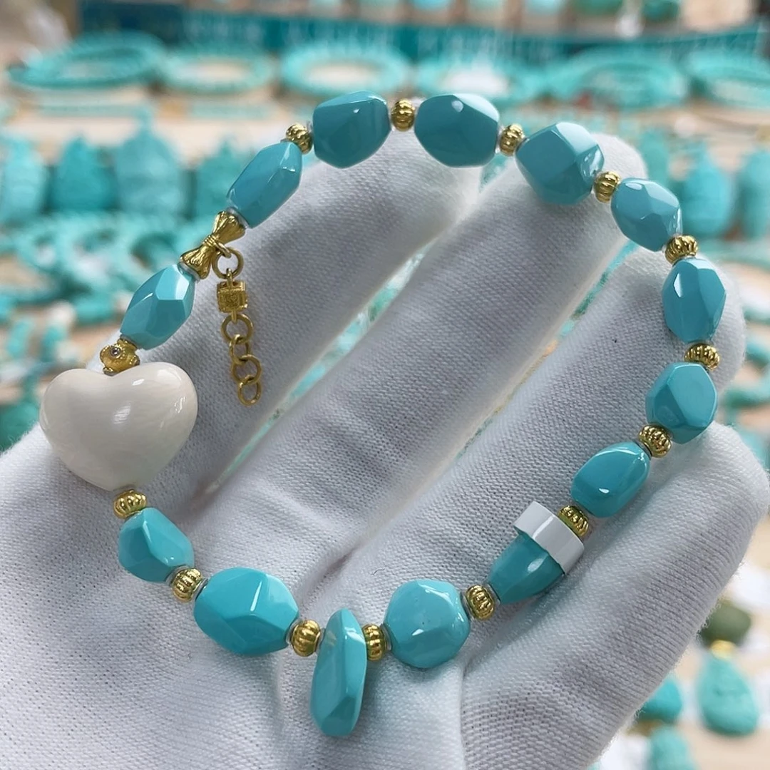 绿松石珠宝奇石18K金镶嵌