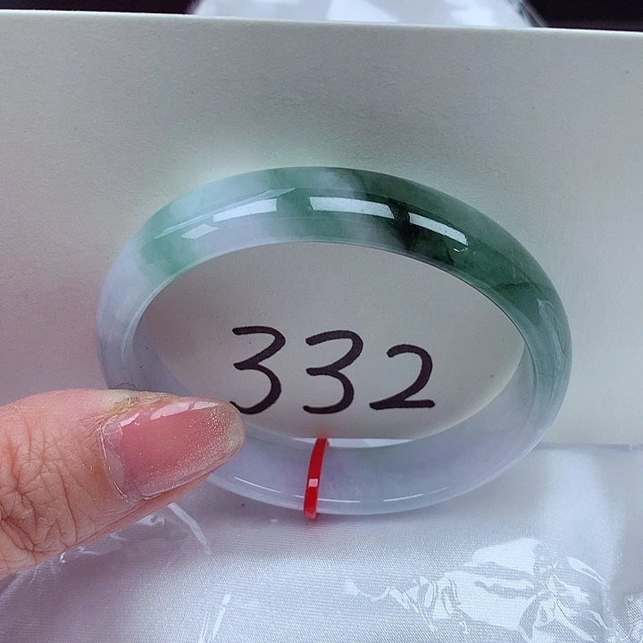 翡翠手镯（贵妃镯）未镶嵌翡翠