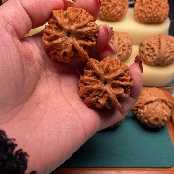 吊坠桃核苹果园全40