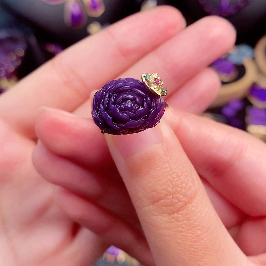 苏纪石（舒俱来）戒指18K金镶嵌