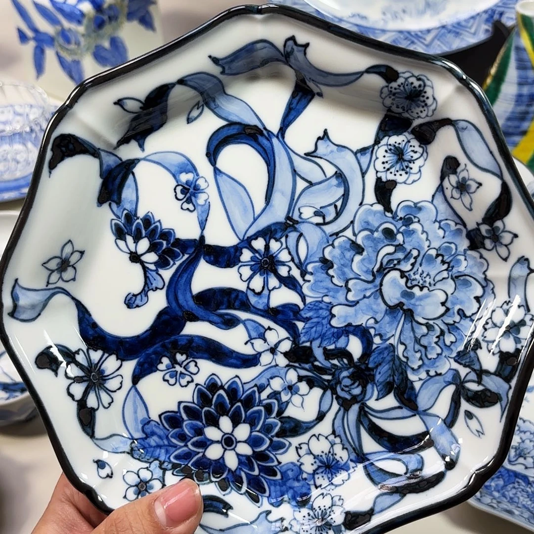 瓷      上田千椿