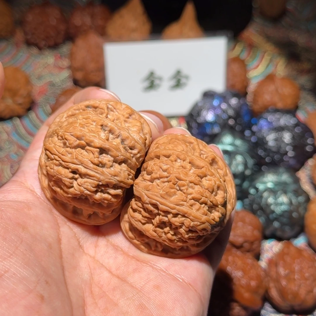把件文玩核桃2079密纹，尺寸44 43 35