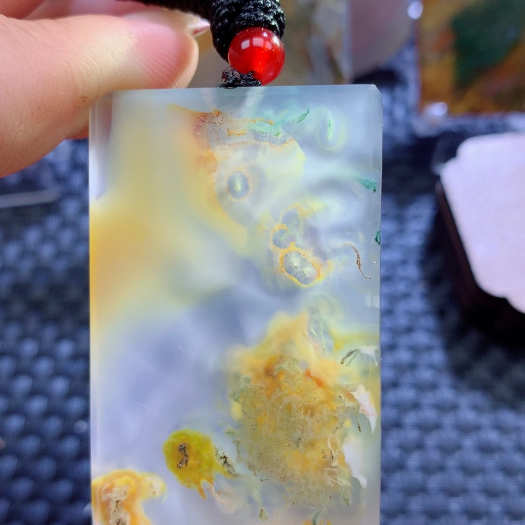 未镶嵌颈饰玛瑙/玉髓静****刻