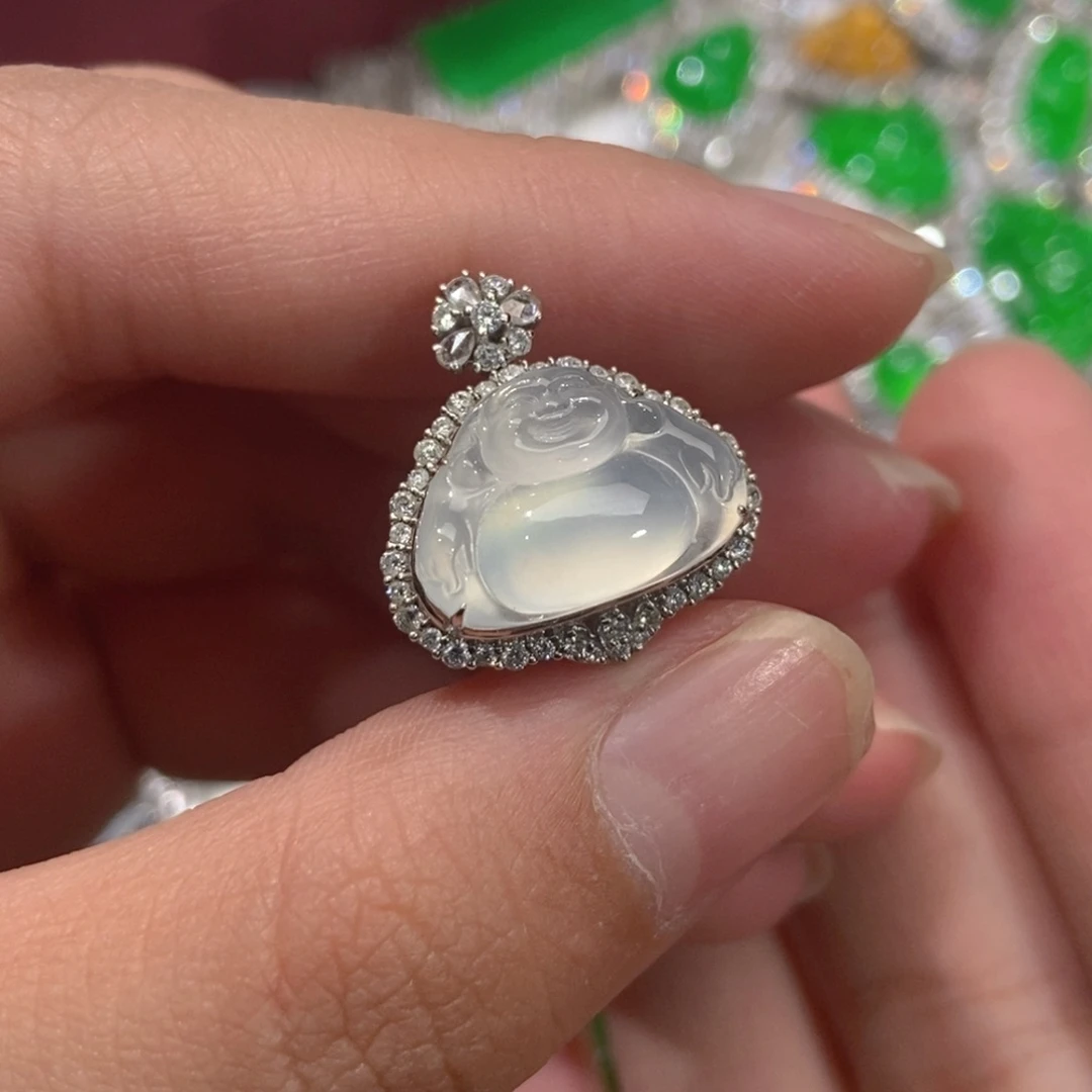 翡翠18K金镶嵌颈饰天然缅甸A货翡翠