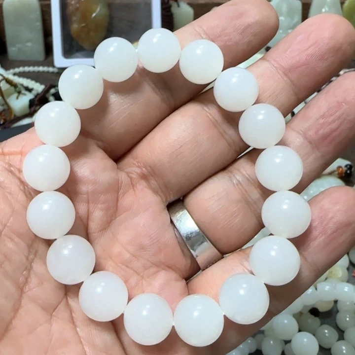 随***安手链未镶嵌和田玉