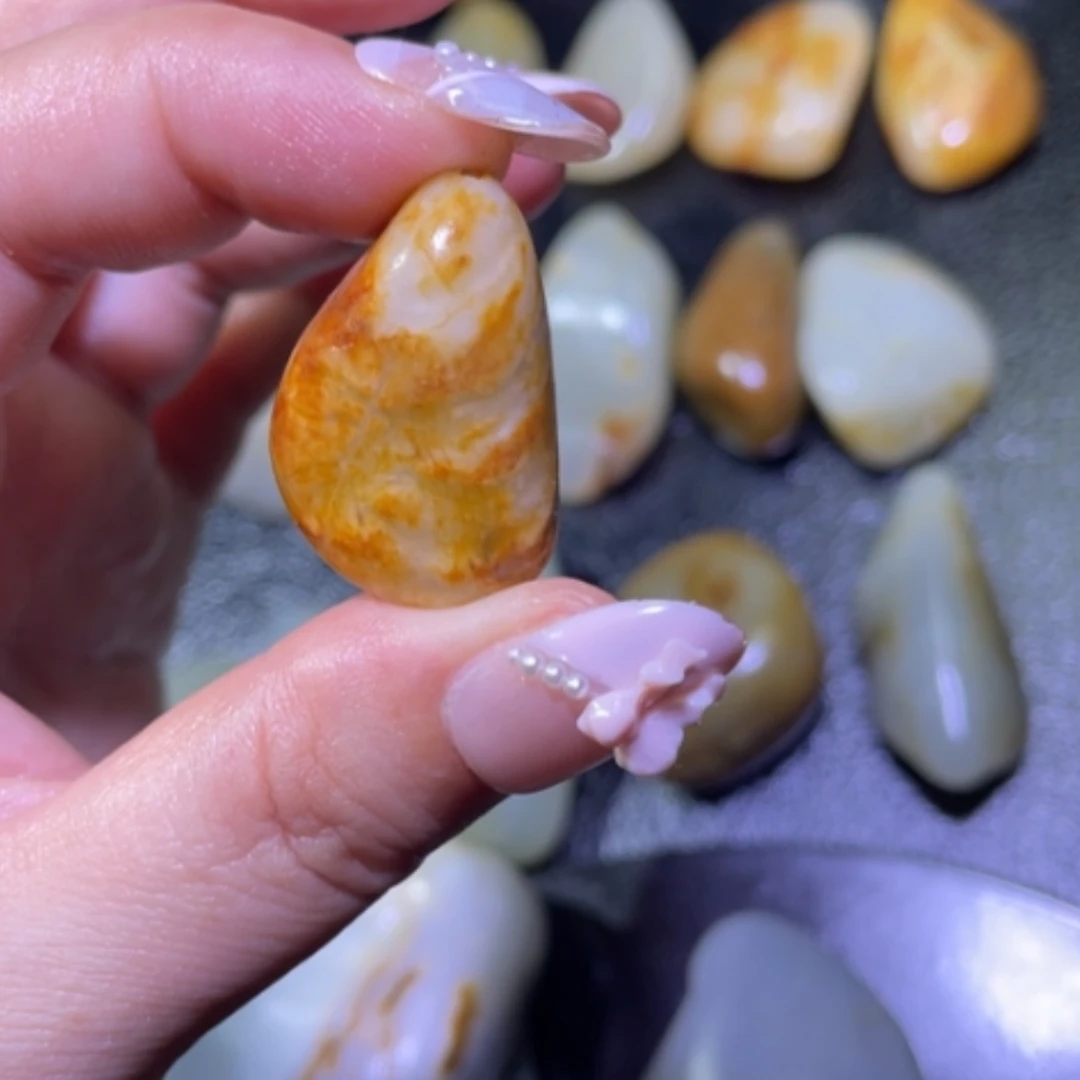【闪购商品】颈饰未镶嵌和田玉