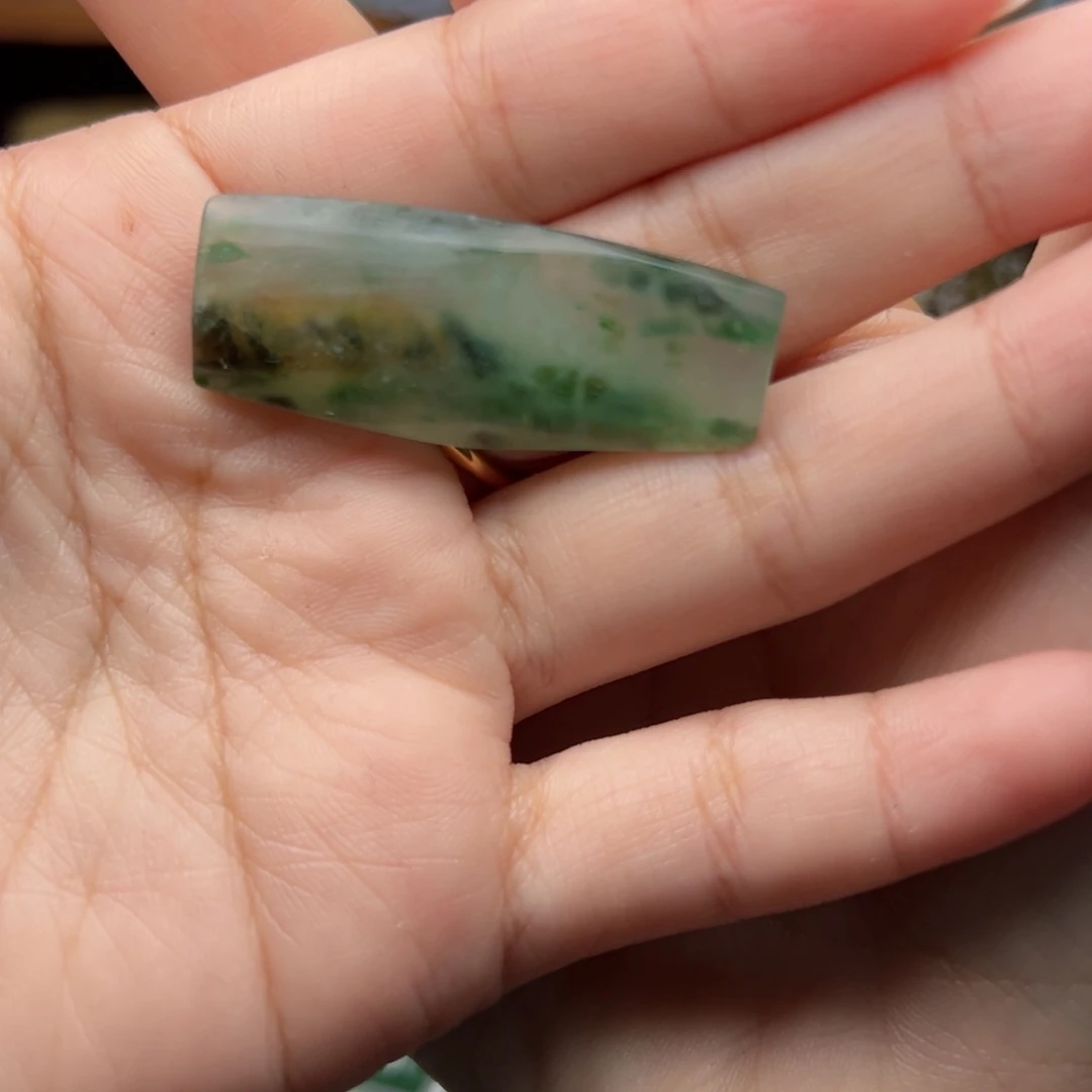 未镶嵌定制翡翠不包工