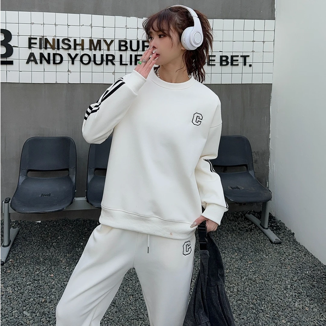 T078冬季新款加绒休闲时尚韩版潮流织带刺绣字母C宽松运动套装