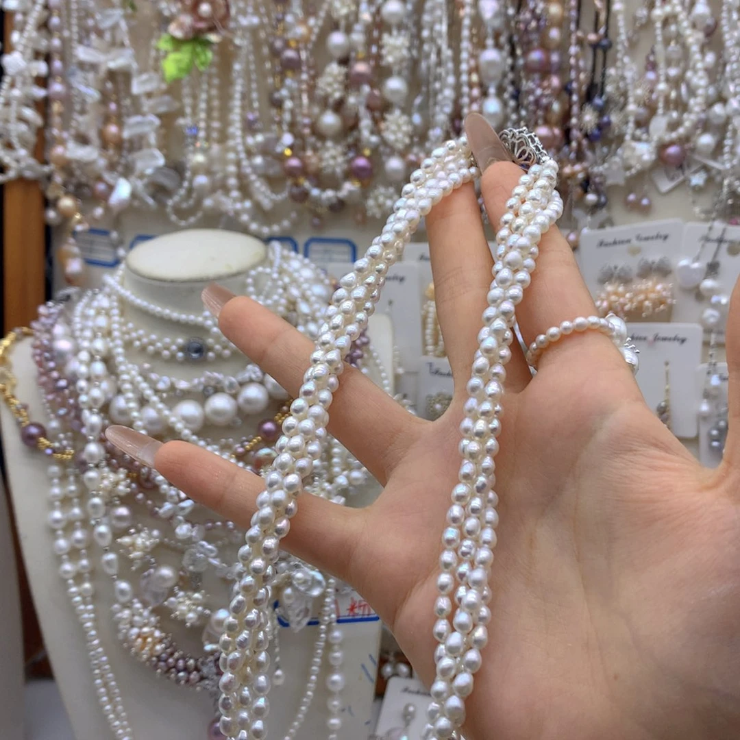 妮***妮合金淡水珍珠耳饰