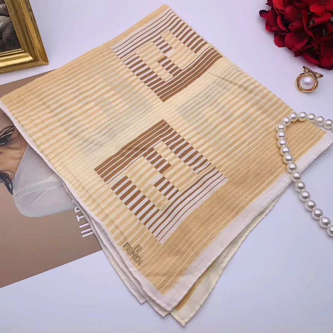 99新 FENDI/芬迪 海囤/芬迪/丝巾/yy05149