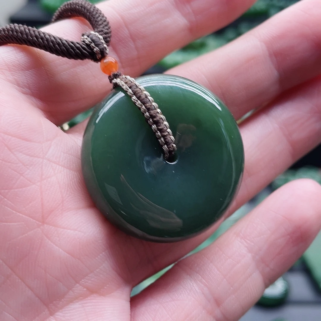 和田玉（碧玉）未镶嵌颈饰