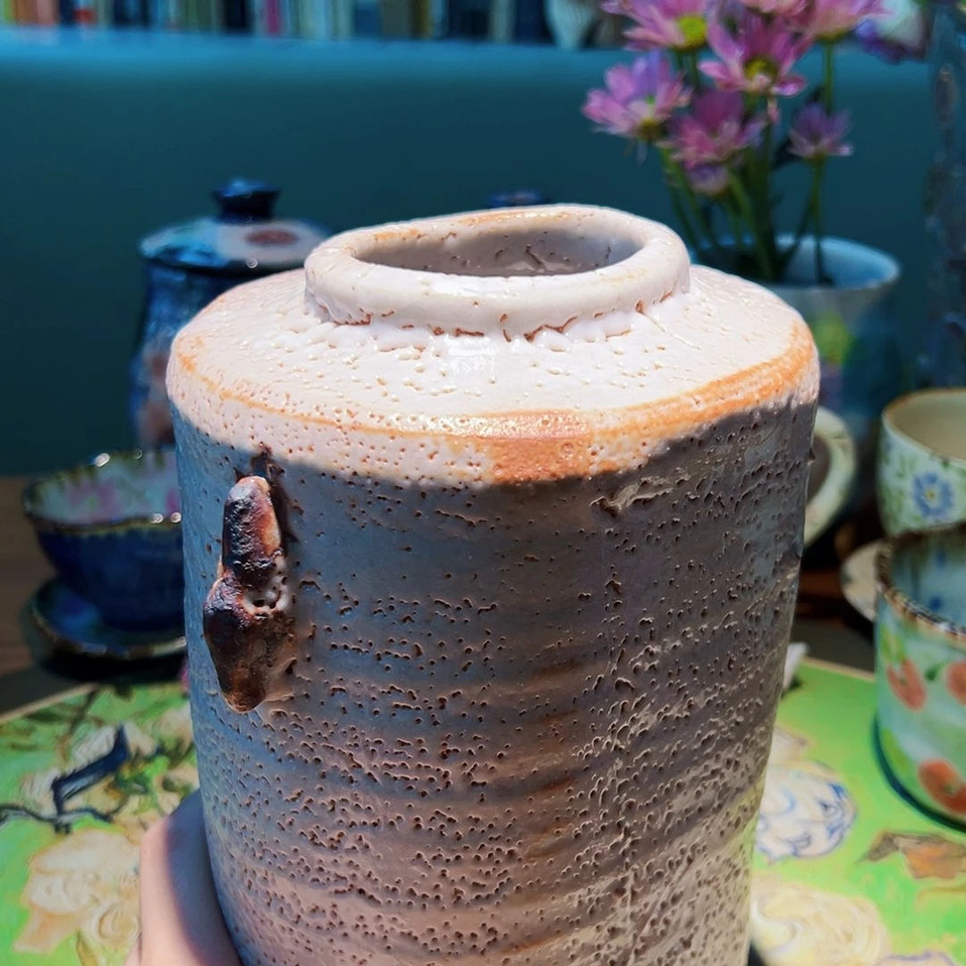 咖啡杯等物品中含有各种氨基酸