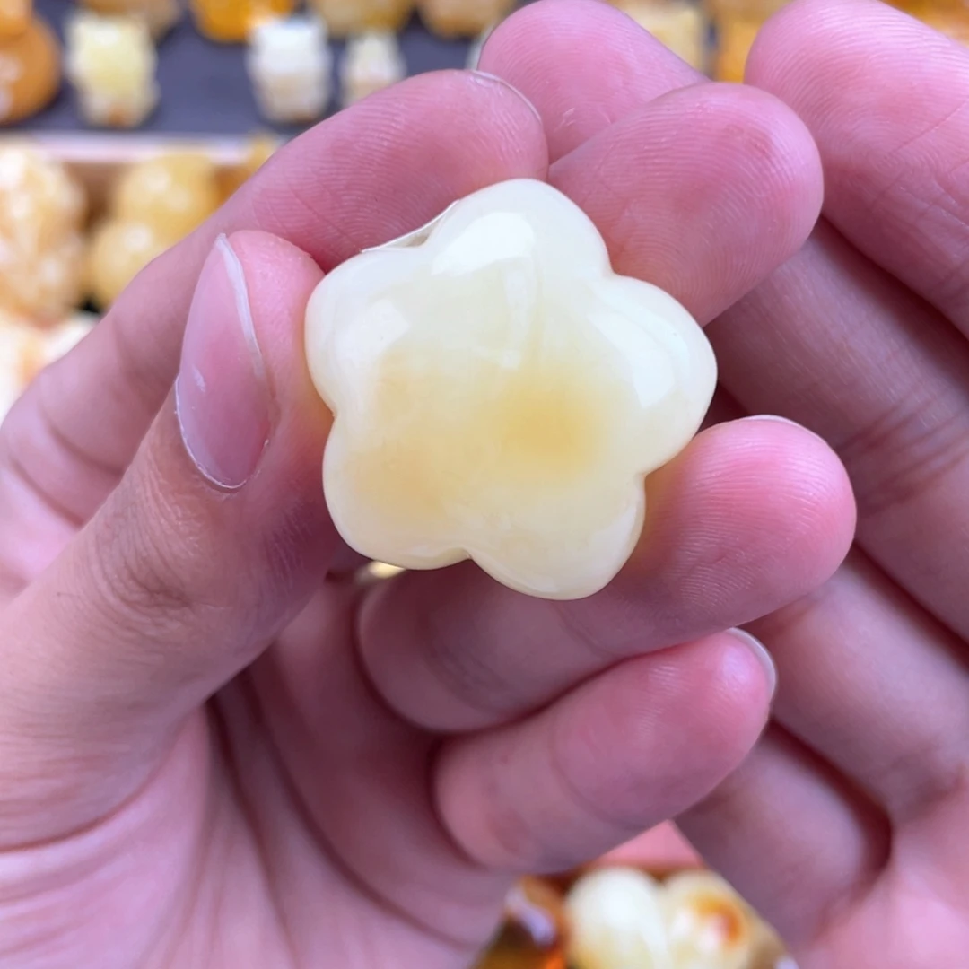 琥珀未镶嵌裸石蜜蜡