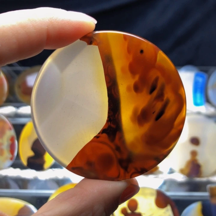 合金玛瑙/玉髓珠宝奇石75