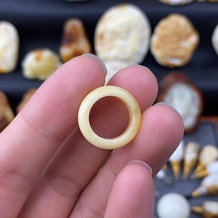 琥珀未镶嵌裸石12跑环